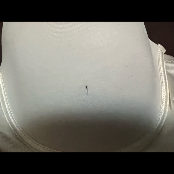 2 bras - Picture 6 of 6